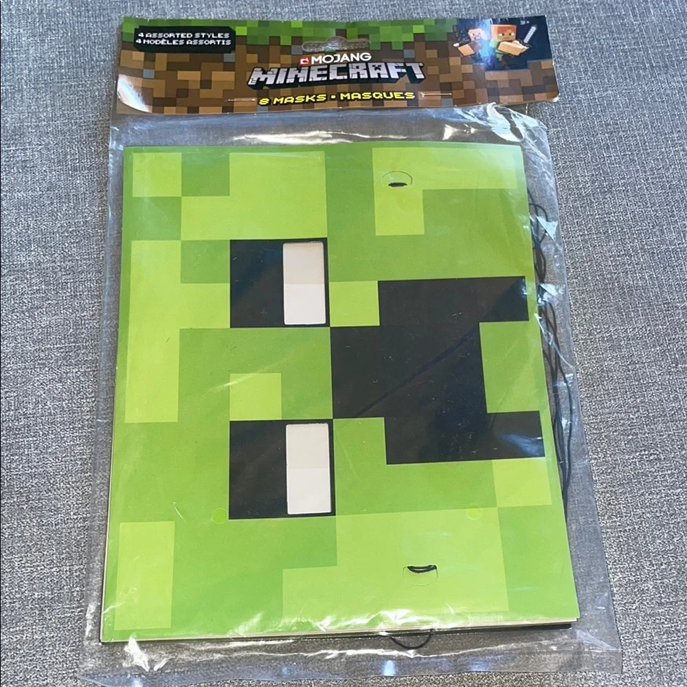 Minecraft Assorted Birthday Party Masks - Picture 1 of 2
